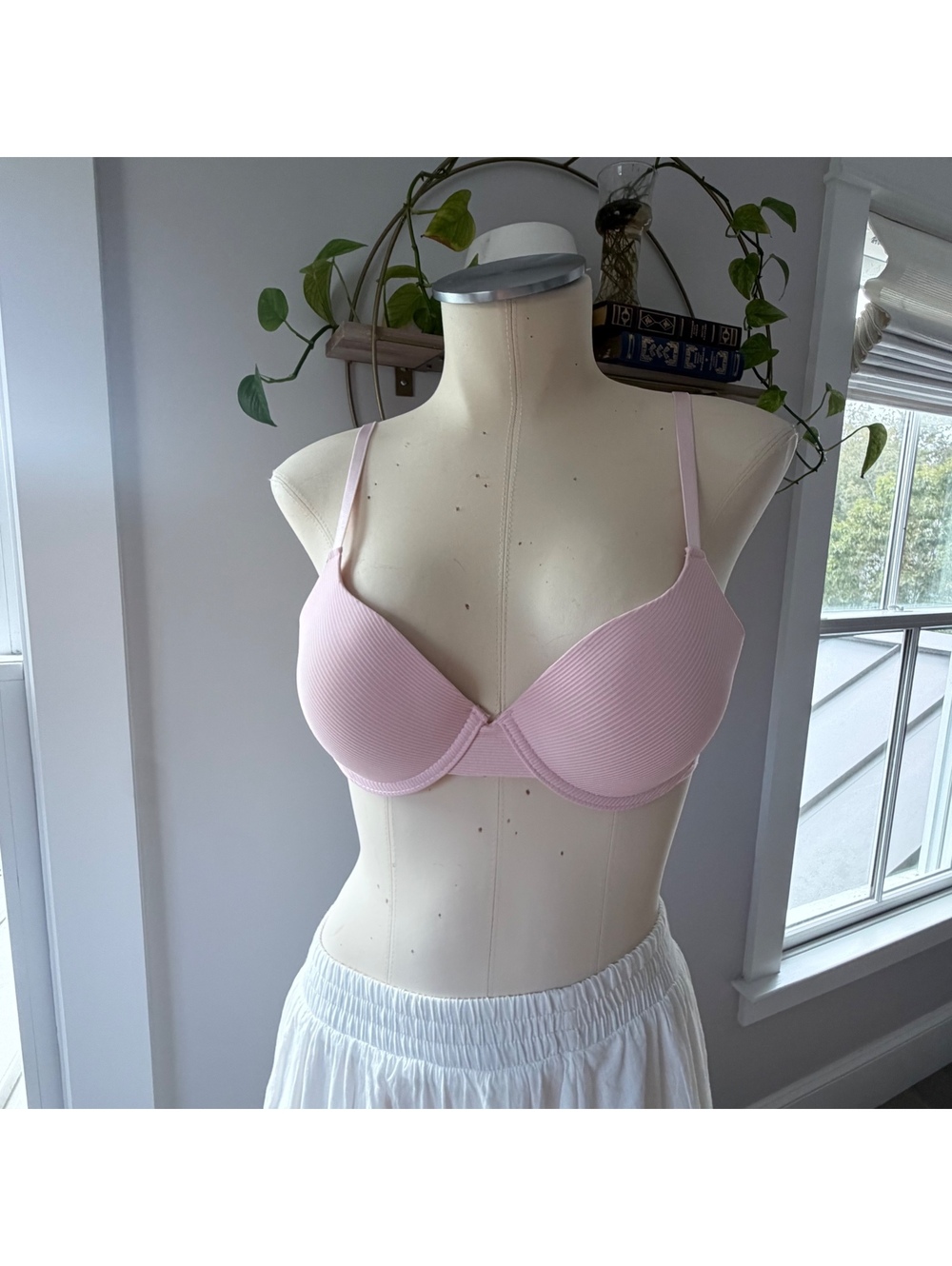 Juicy Couture Pink Bra Push-up Style 34B